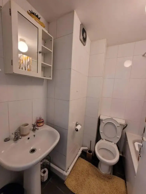 Tastefully Decorated 1 bed Flat Near Abbeywood