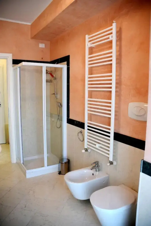 Residenza Miralago - 10 Lavinia - Locazione BK