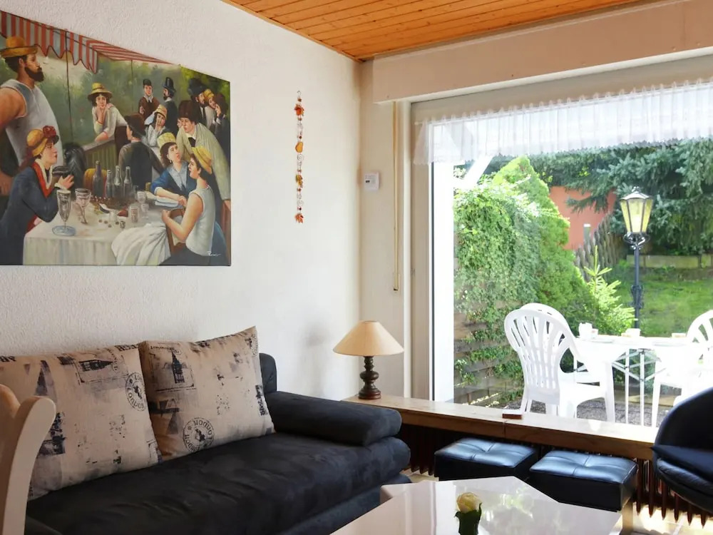 Cozy House with Terrace & Fireplace near Winterberg