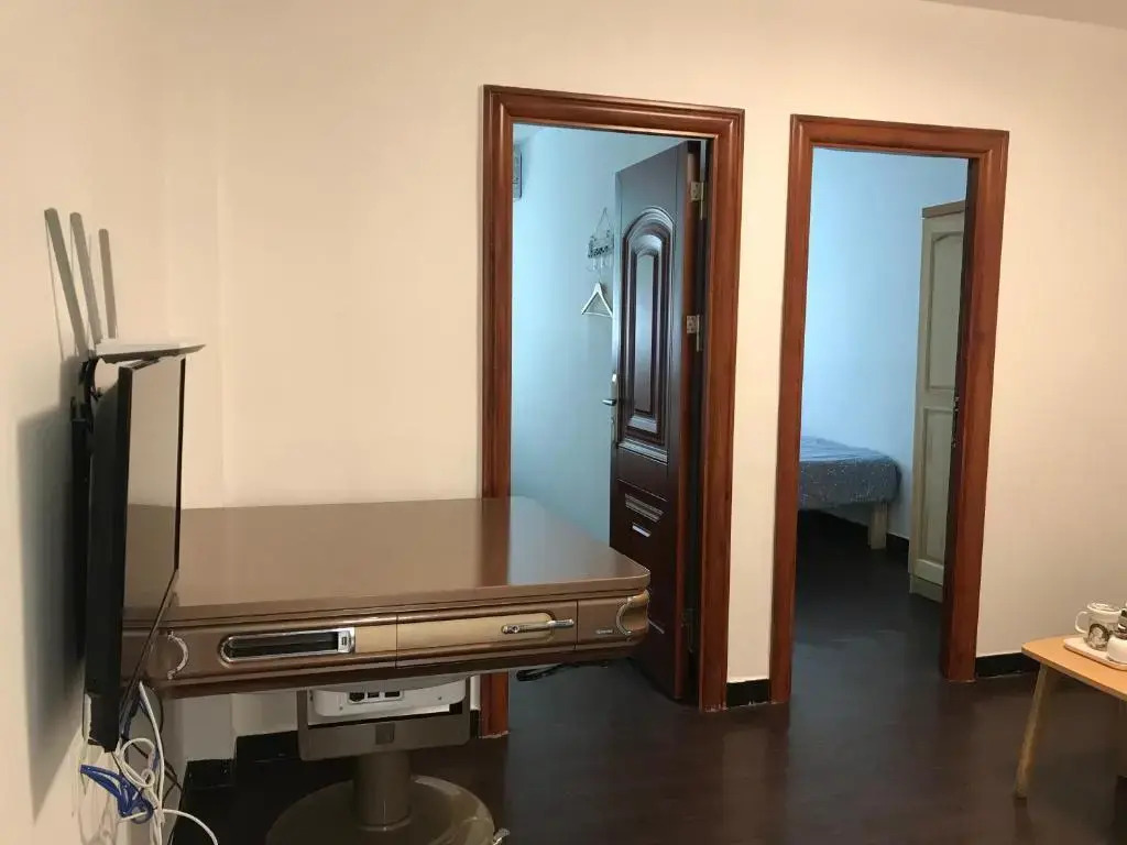 Lin Jiang Apartment