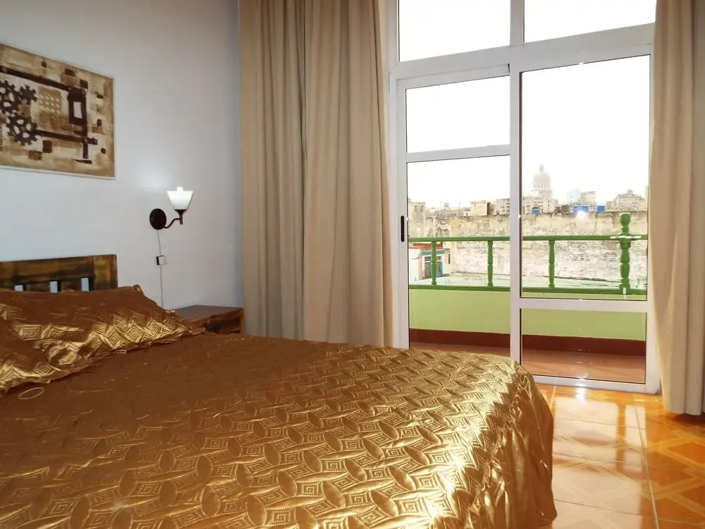 Apt Hola Malecon private & comfortable