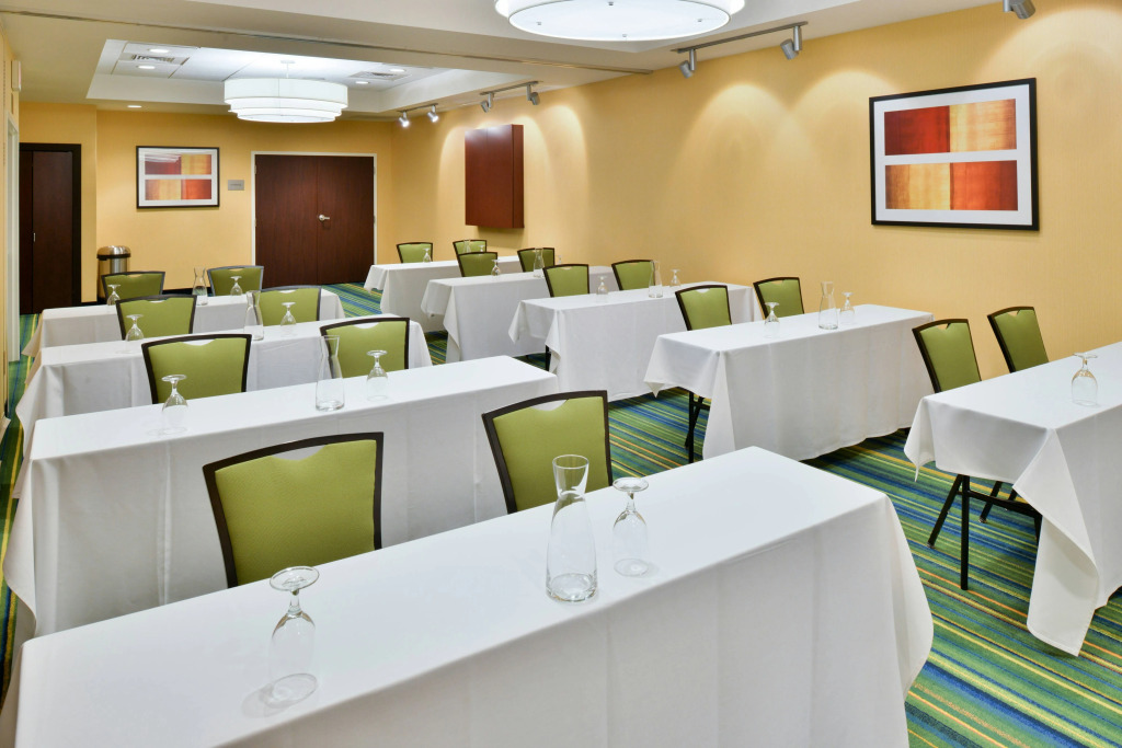 Fairfield by Marriott Tacoma Puyallup