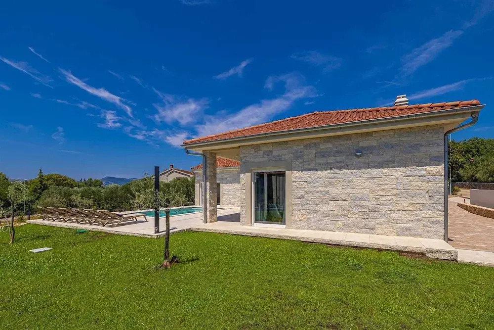 Villa FUSKA with private pool