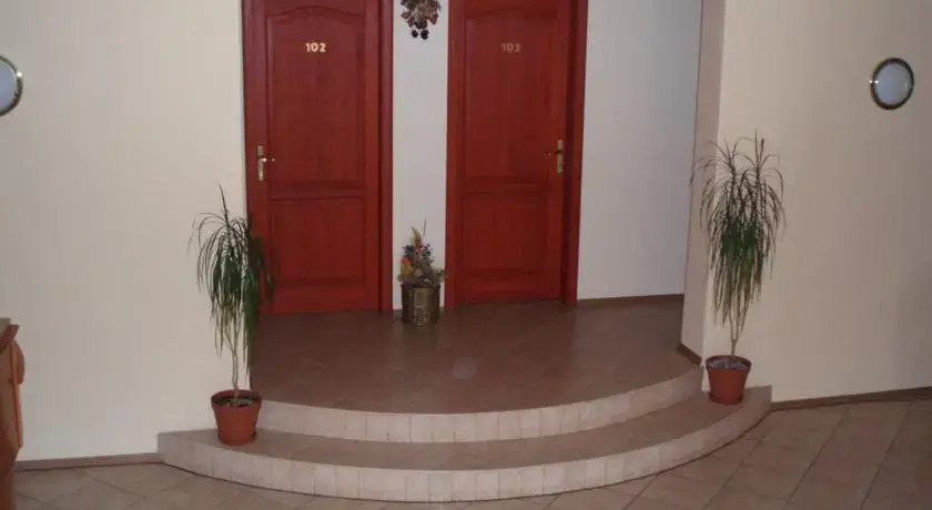 Garni Hotel Mado