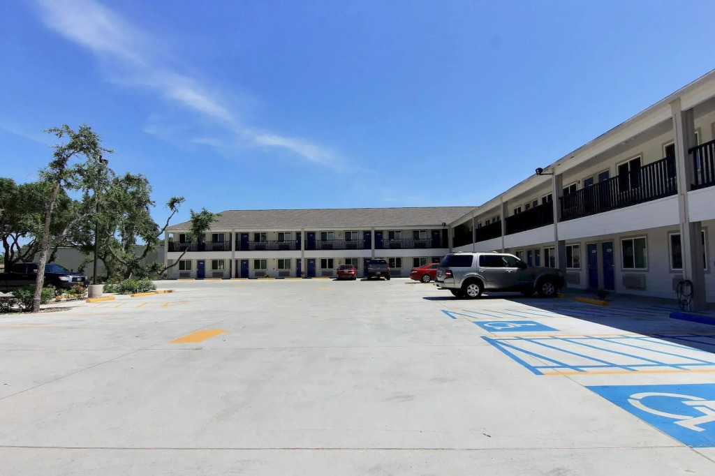 Motel 6-Rockport, TX