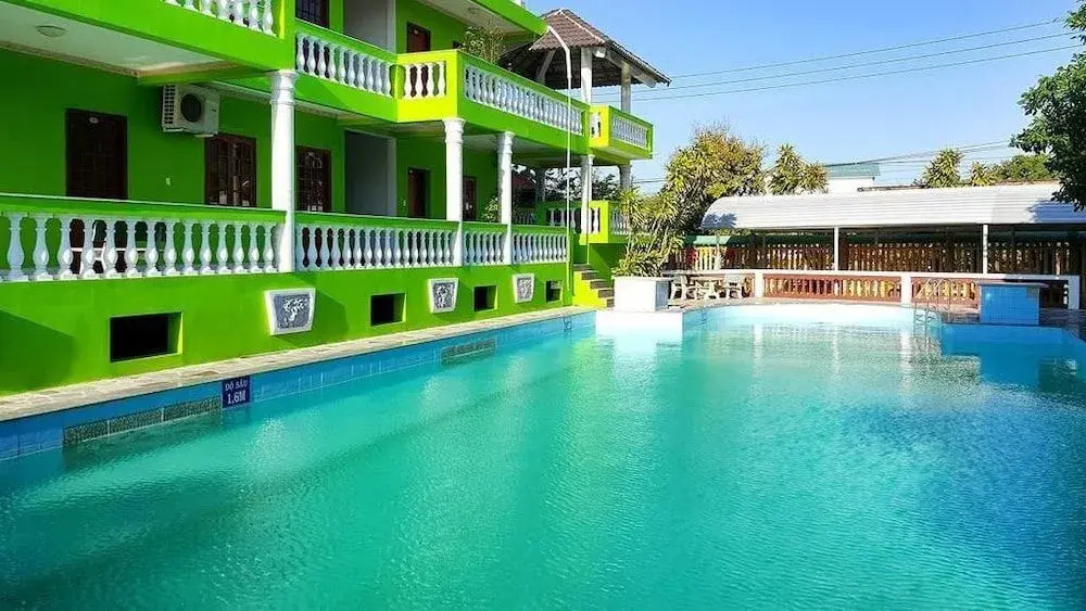 Song Lam Gold Resort