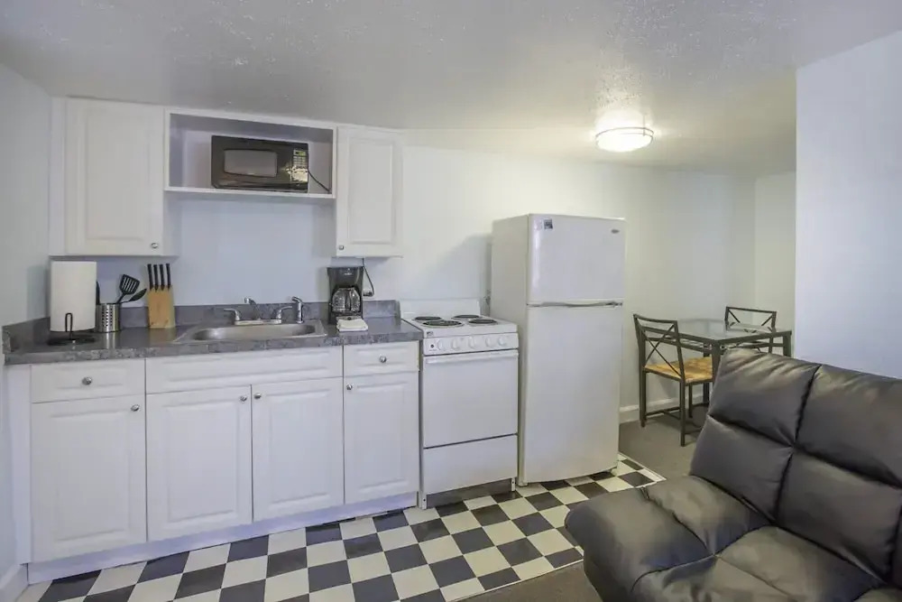 Sabal Palms Inn