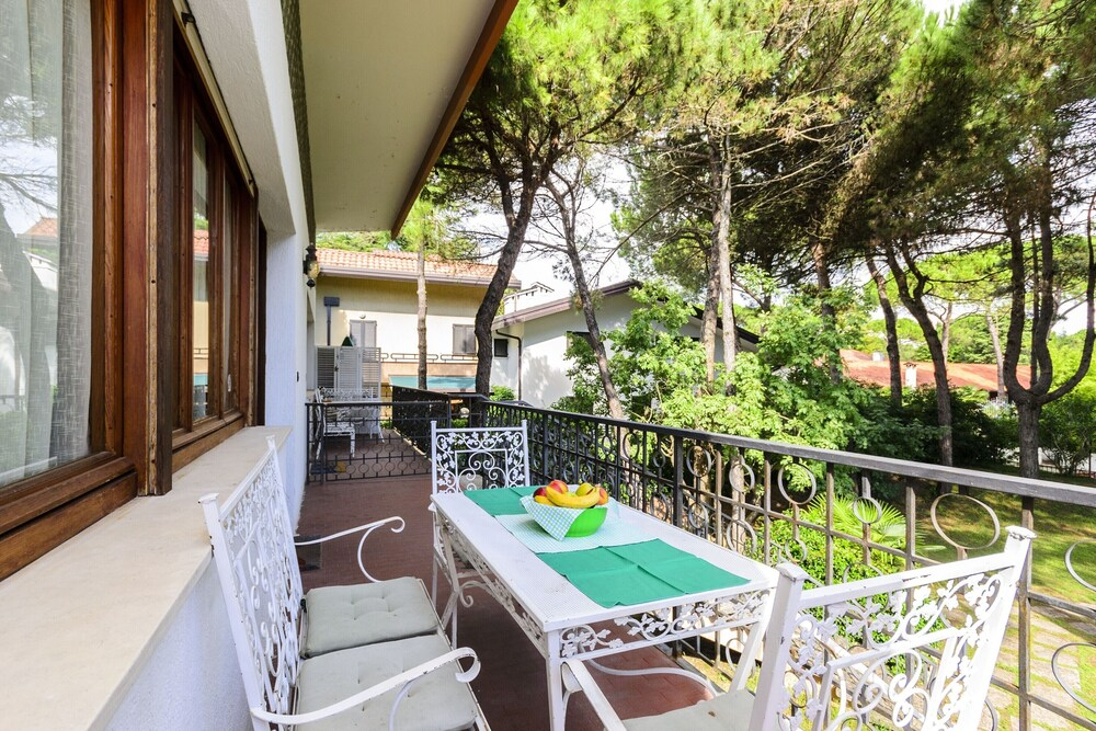 Quiet Flat With Garden
