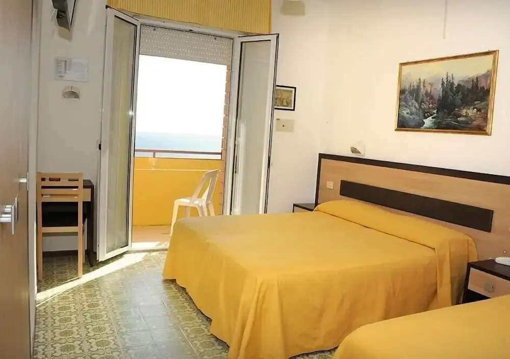 Hotel Apollonia Sea View & Beach Pool