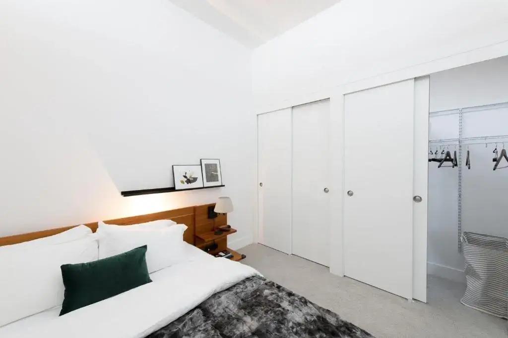 Flexhome Skywalk to Fiserv U1 RooftopGymParking