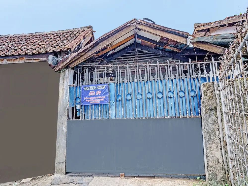 OYO Life 92709 Kost Teras Cikapundung Syariah