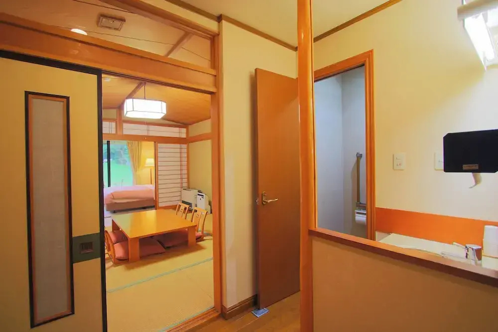 Hatago Tsubakiya