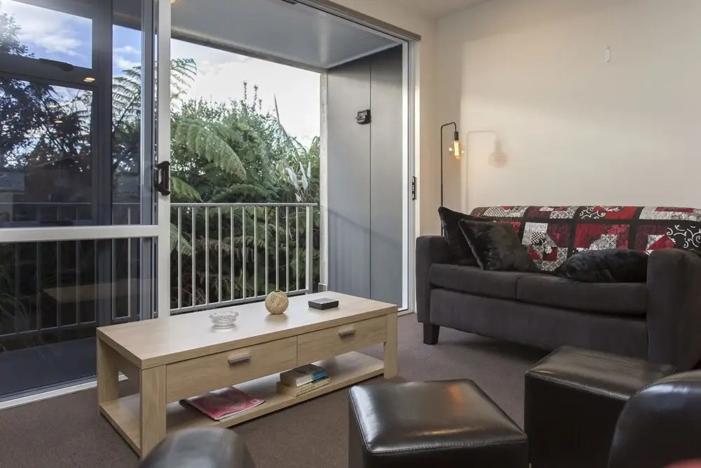The Strandon - loft style central apartment