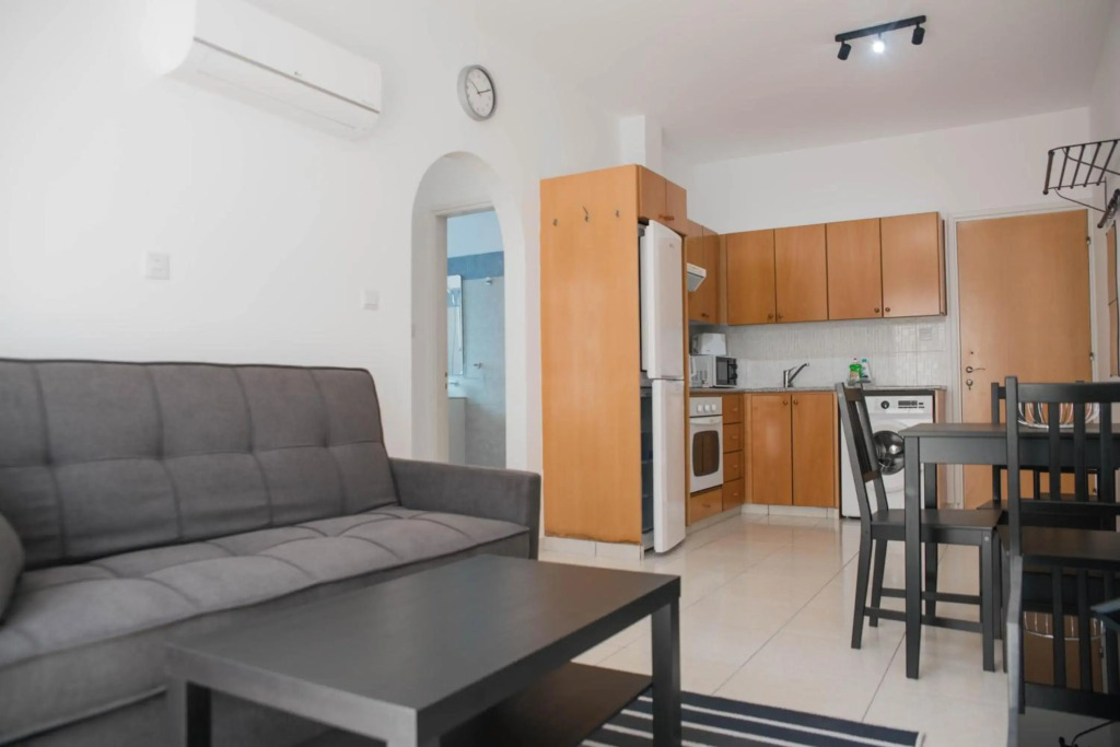 Renovated one bedroom apartment in Paphos with pool