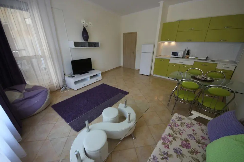 Menada Negresco Apartments