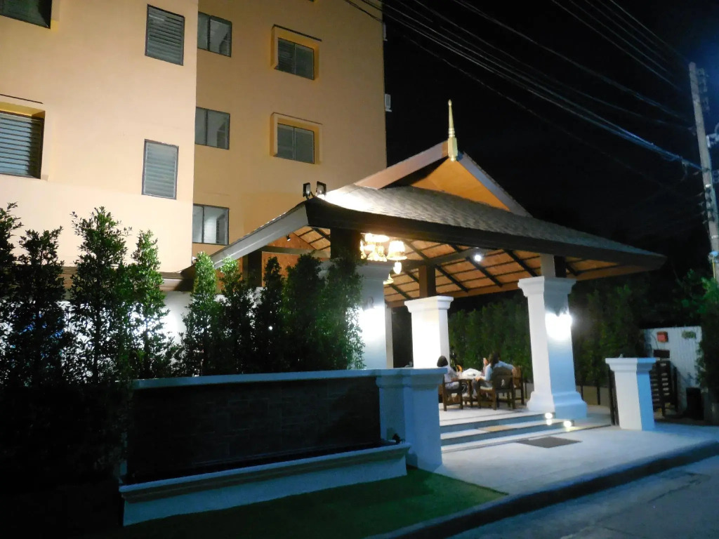 Luck Thai Hotel