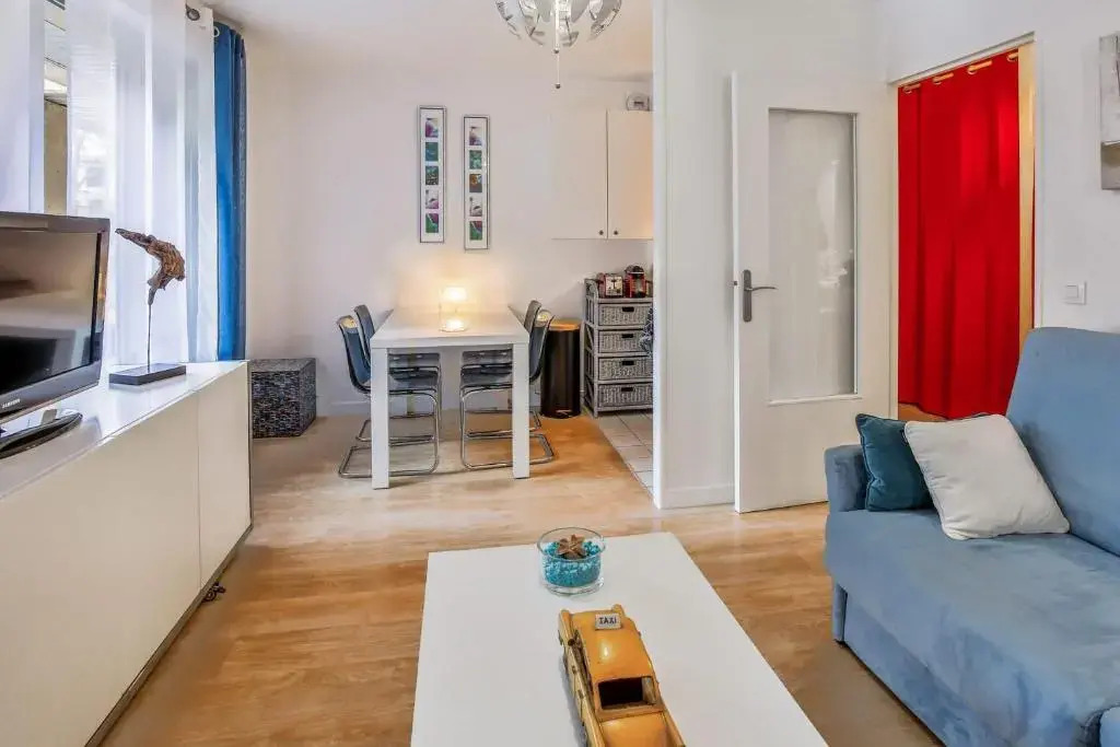 Bright studio at the doors of Paris in Les Lilas - Welkeys