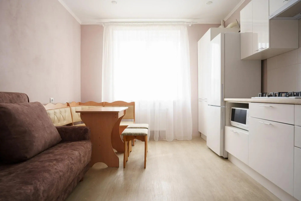 Right Room на улице Спартака 11