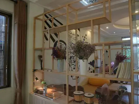Weizhou Island Waibang Seaview Homestay (Colorful Beach Firefly Sports Base)