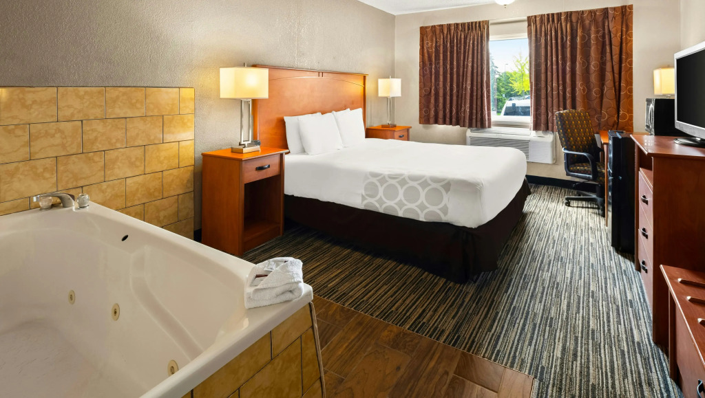 Park Inn by Radisson, Detroit Metro Airport