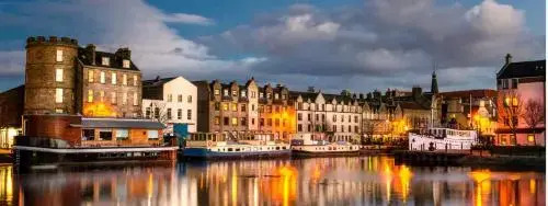 Executive Open Plan Apartment in Leith