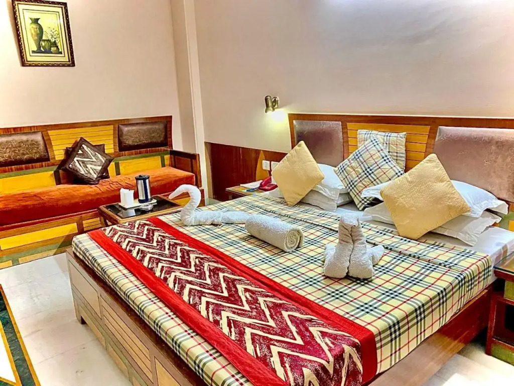Ashu Palace
