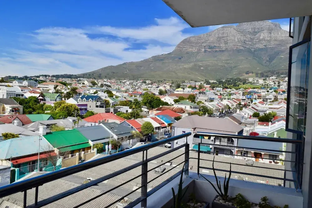 Studio For 2 in Central Cape Town