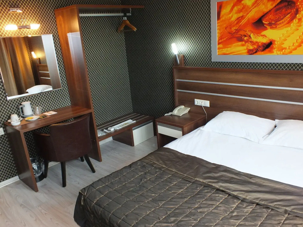 Lifos Hotel