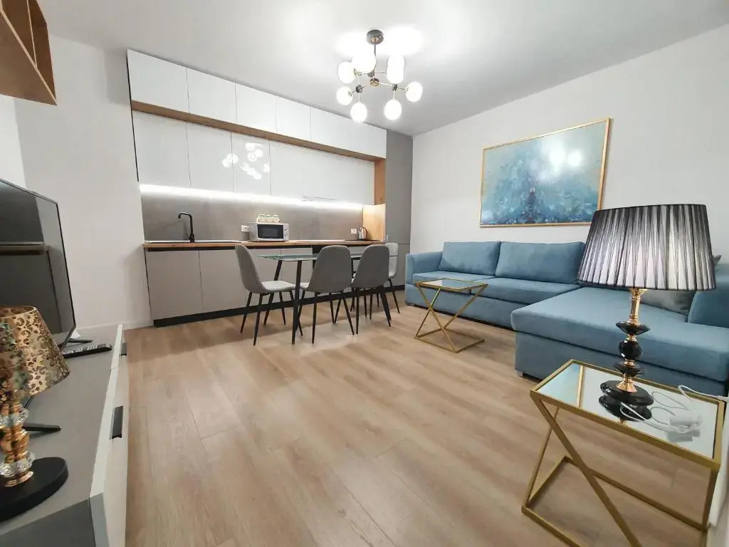 Miku Apartment-Premium 2BD At Wilson Squear