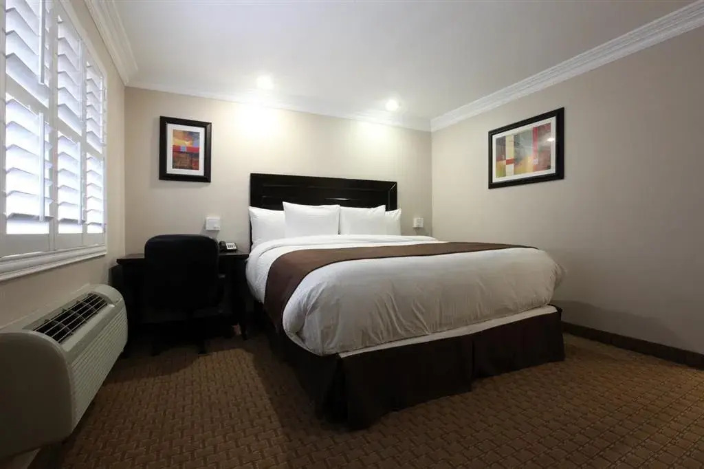 Americas Best Value Inn Riverside