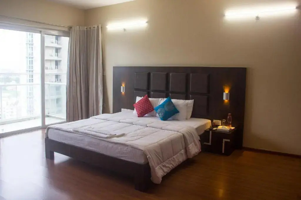 Amanora Service Apartment