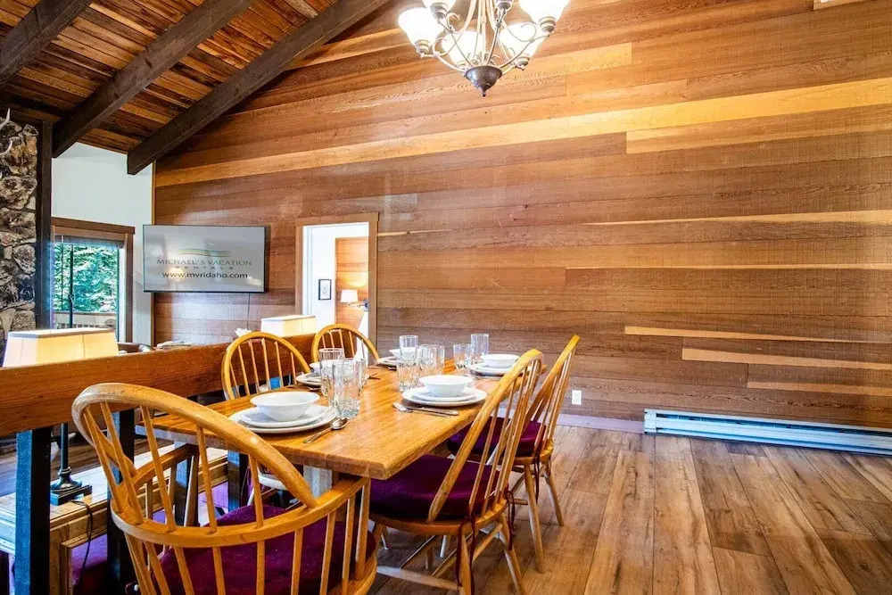 Snow Creek 1541 - Ski-in/ski-out + Pool & Hot Tub