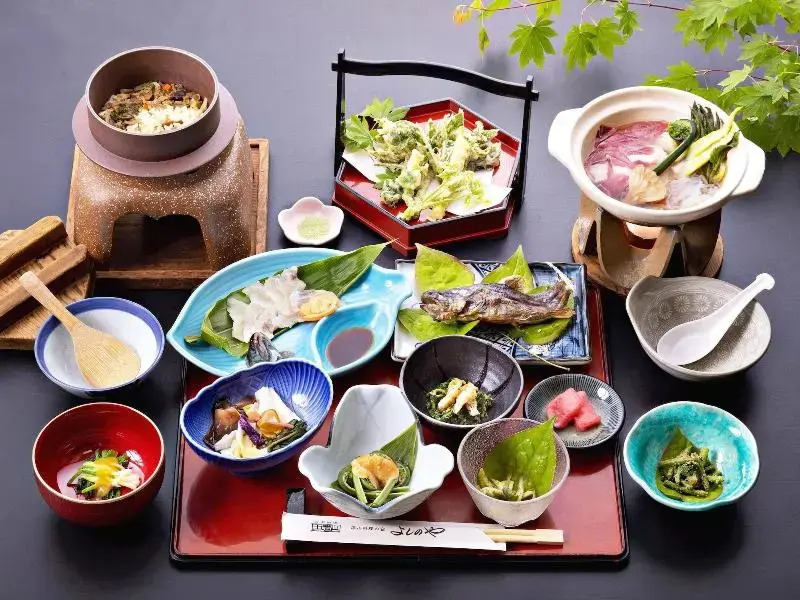 富山県 よしのや旅館
