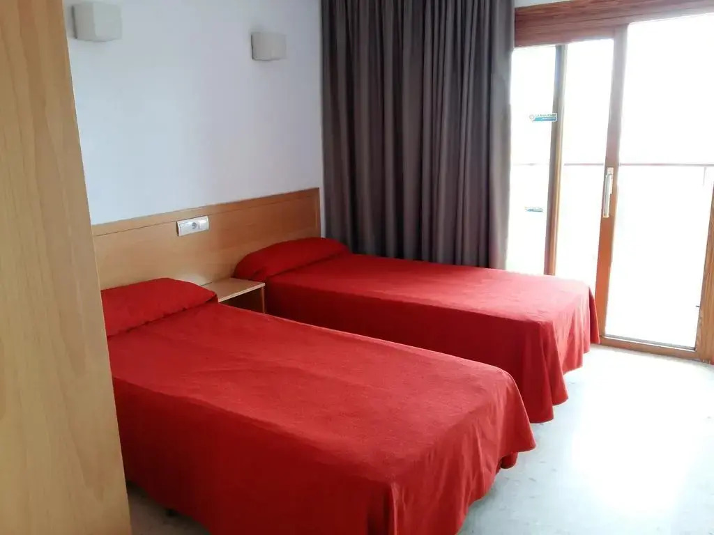 Apartamentos La Era Park