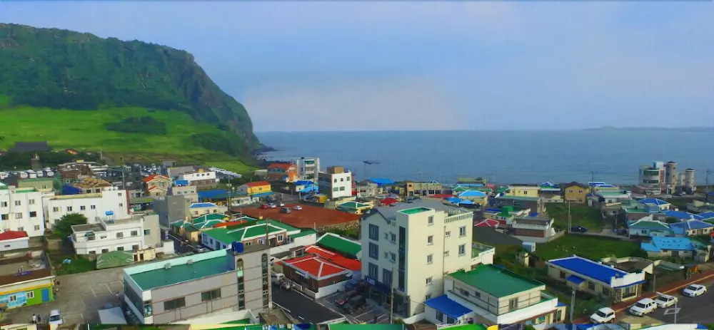 Seongsanpo love Pension