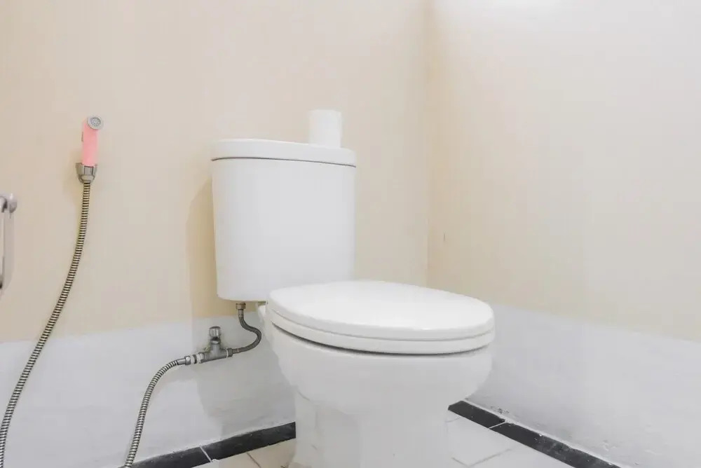 Stylish and Convenient Studio The Habitat Apartment