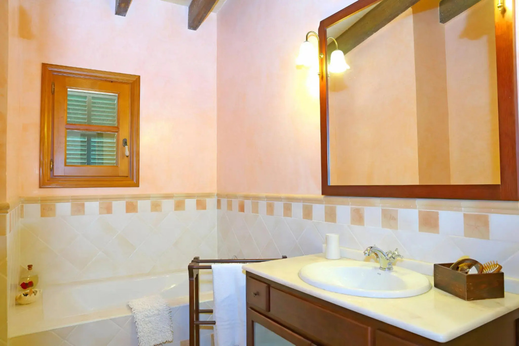 Villa Son Rossinyol, Sineu 128