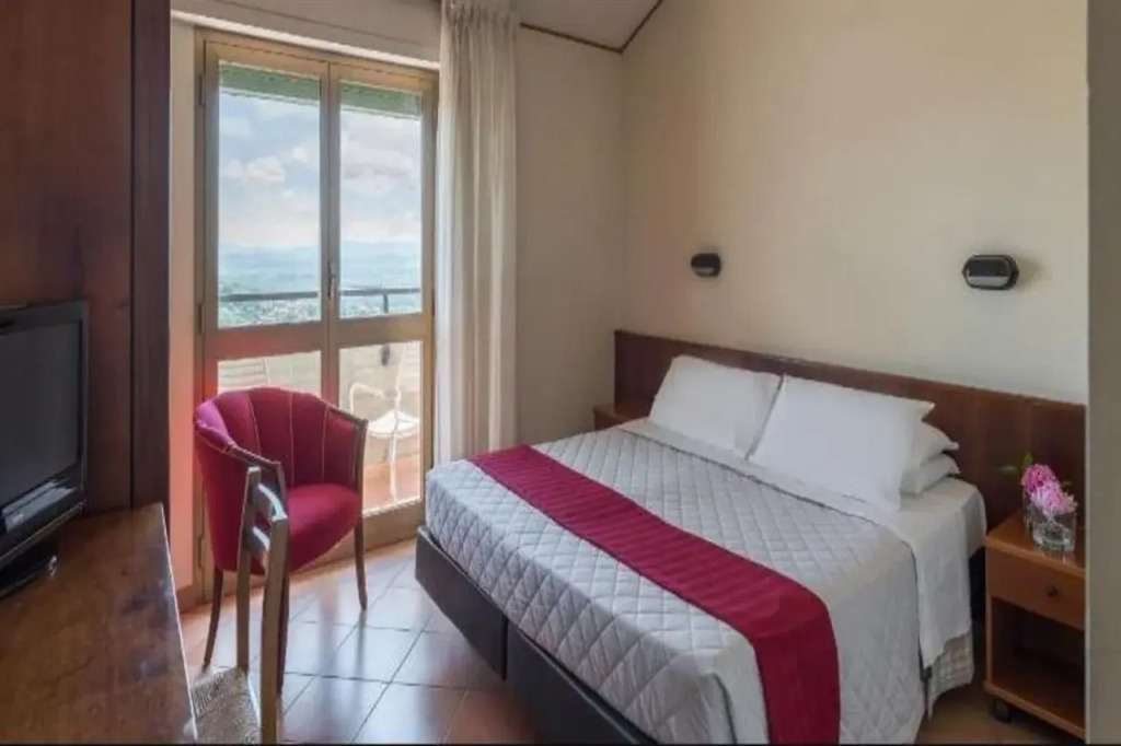 Hotel Miralaghi