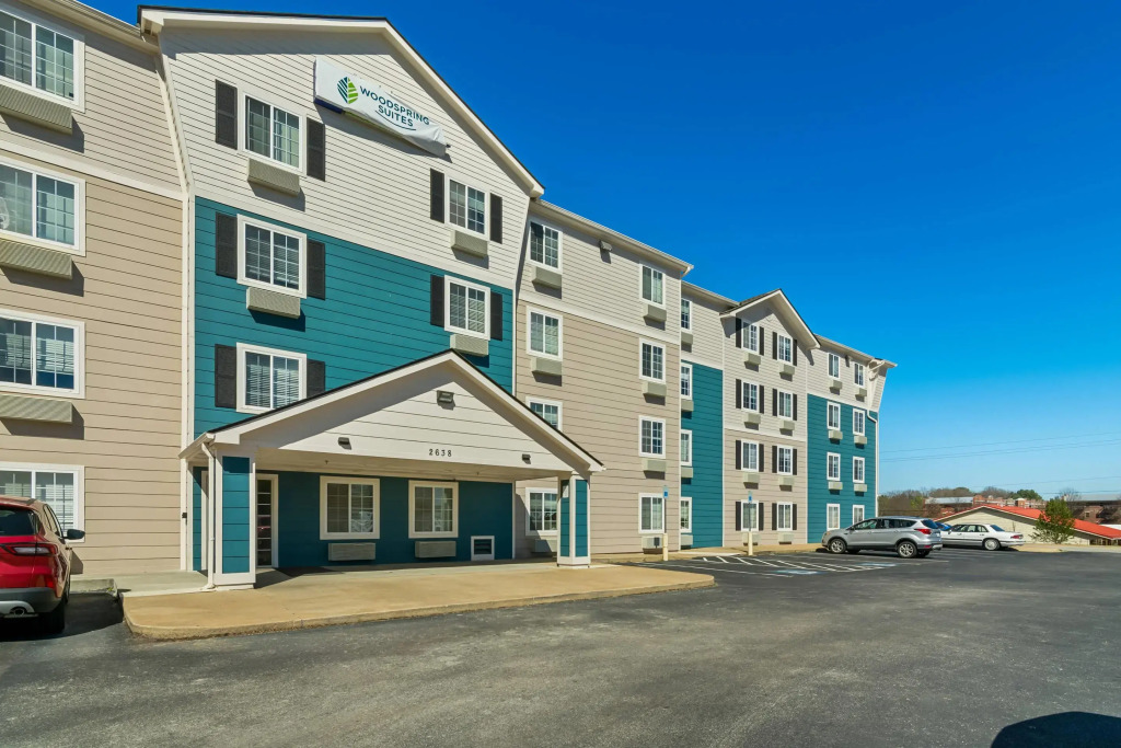 WoodSpring Suites Fayetteville I-49