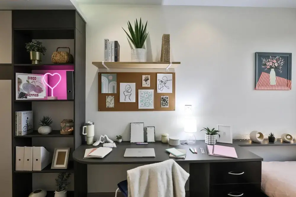 For Students Only - B16 Accommodations in Birmingham
