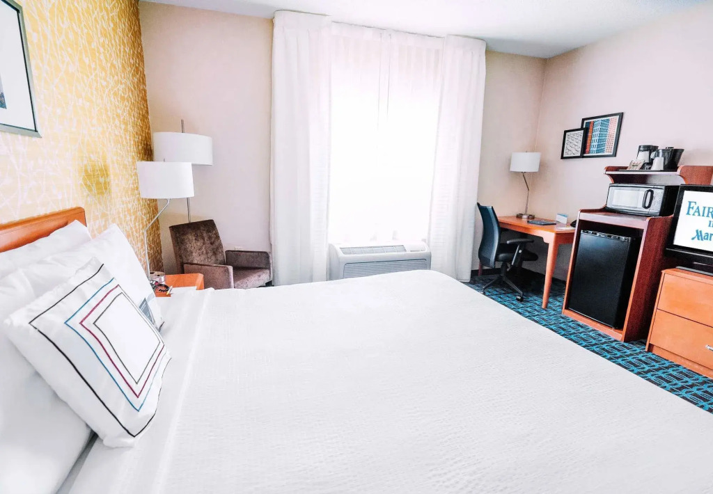 Fairfield by Marriott Medford Long Island