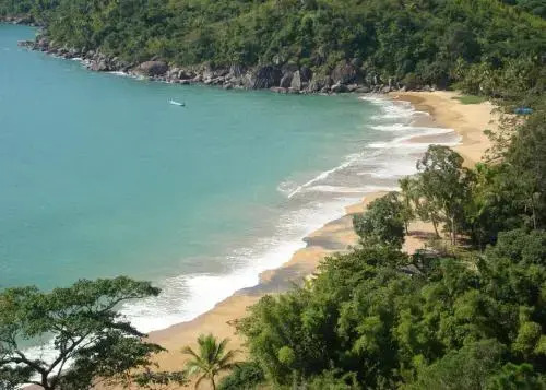 Chales Vermelhinha