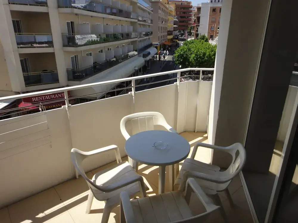 Apartments Lloret Sun