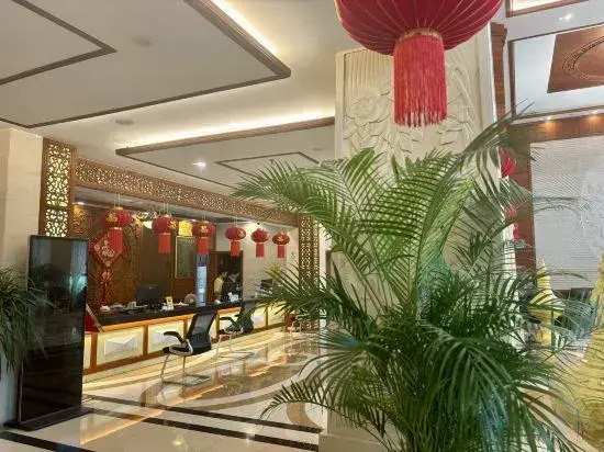 Ruili Yurui Hot Spring Garden Resort Hotel
