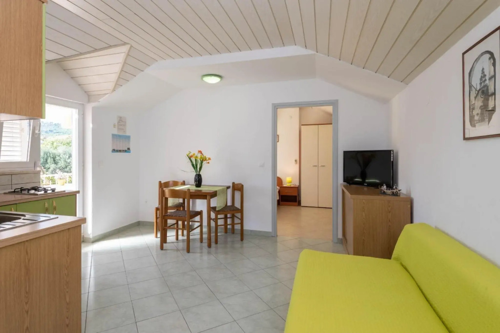 Ora  - Apartments with Pool - A4(2+1)