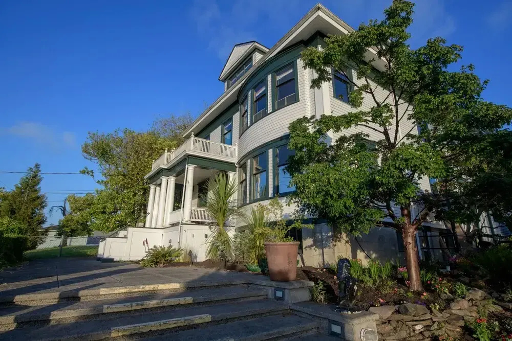Rosebriar Mansion