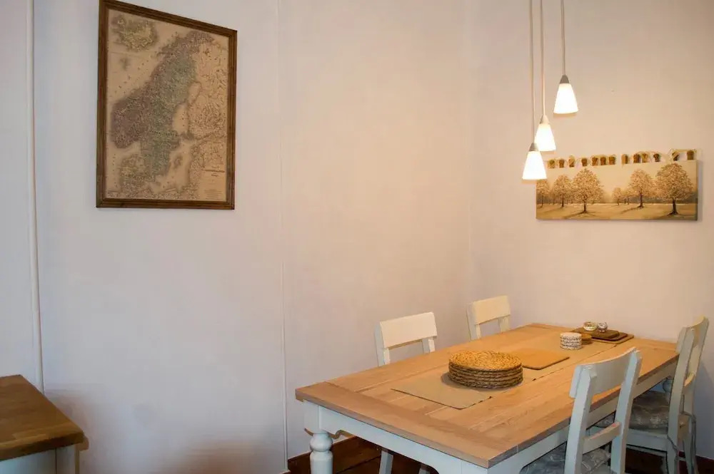 Spacious 1 Bedroom Flat Near Haymarket