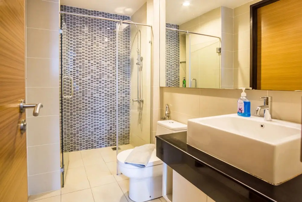 CozyHome Suites @ Casa Residency