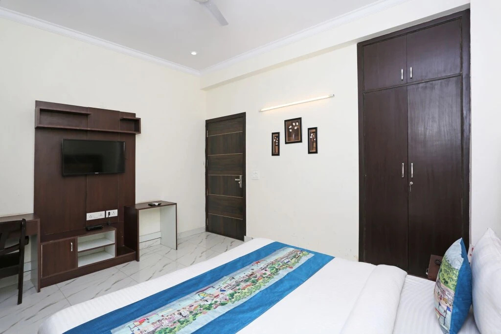Aruma Residency by OYO Rooms
