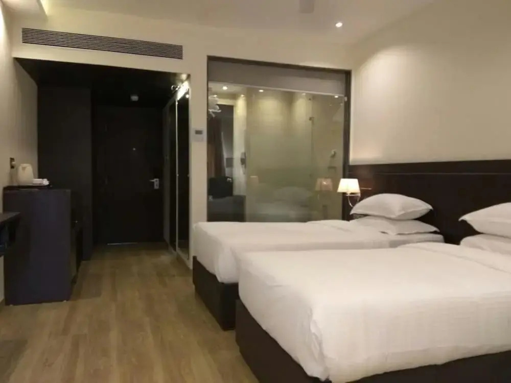 Lemon Tree Hotel Bhopal